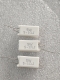 Điện trở R 5.1Ω/5W sứ đứng