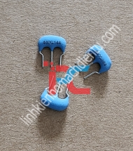 Dao động 4m 3 chân