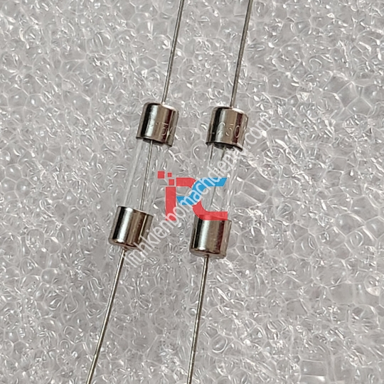 Cầu Chì 15A chân kim