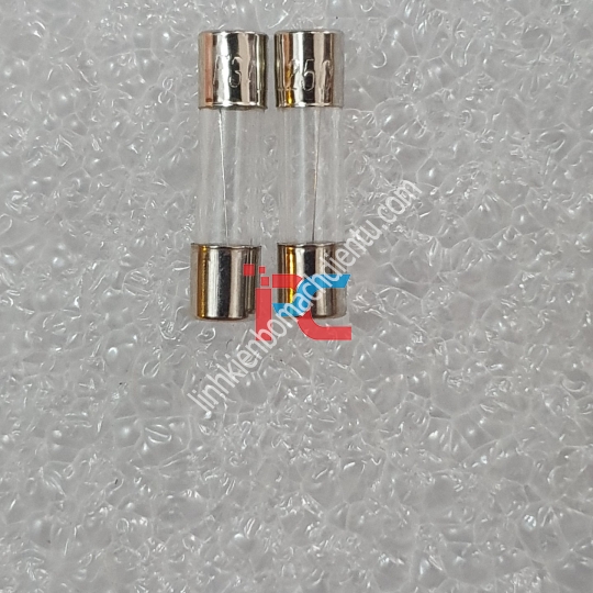 Cầu Chì 3A cài