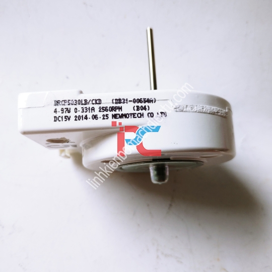 Quạt sứ tủ lạnh Samsung 