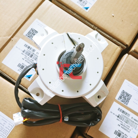 Quạt đuôi nóng Máy lạnh Daikin 7 dây