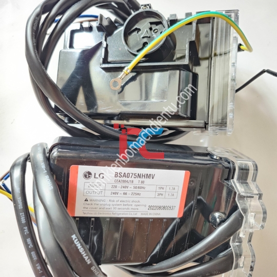 Mạch công suất tủ đông Sanaky BSA075NHMV ( rắc ghim )